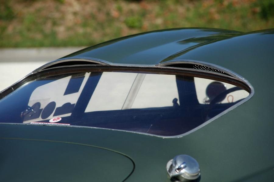 Детали экстерьера Alfa Romeo 1900 CSS Zagato 1957 года  (фото 8 из 20)